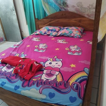 Agus Family Homestay Labuan Bajo Εξωτερικό φωτογραφία