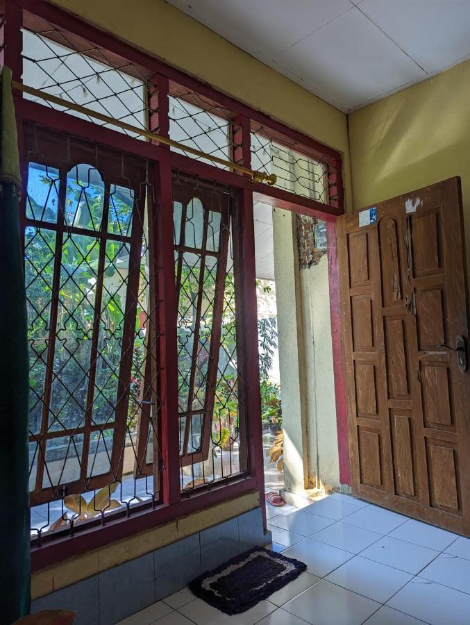 Agus Family Homestay Labuan Bajo Εξωτερικό φωτογραφία