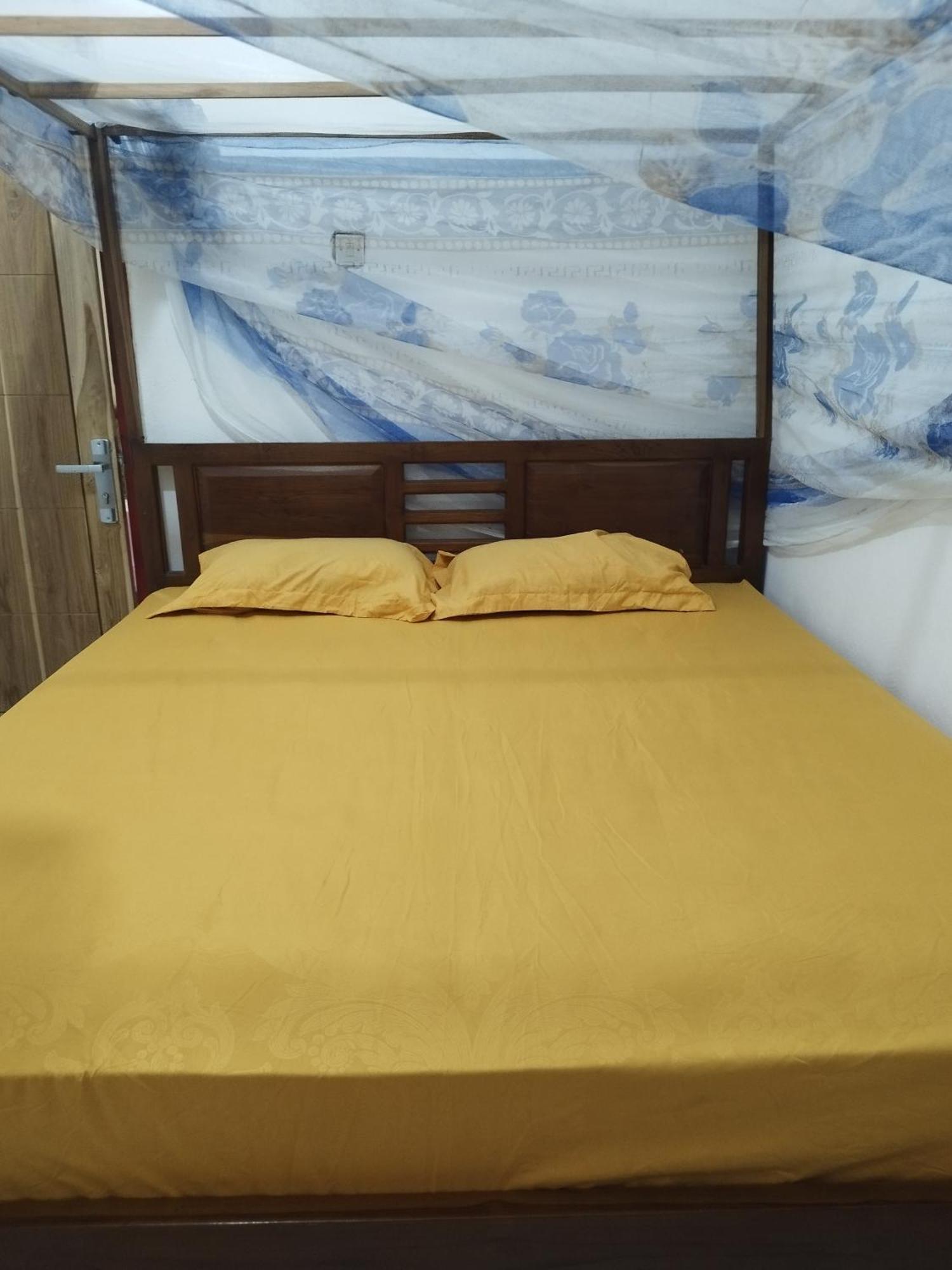 Agus Family Homestay Labuan Bajo Εξωτερικό φωτογραφία